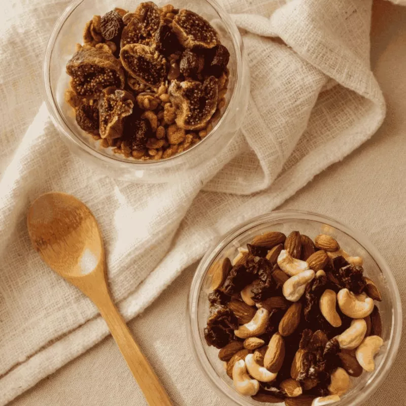 Bols à Double Paroi NUTS Avec Cuillère En Bambou Lot De 2 4 Bols à Double Paroi NUTS Avec Cuillère En Bambou Lot De 2 – Image 2