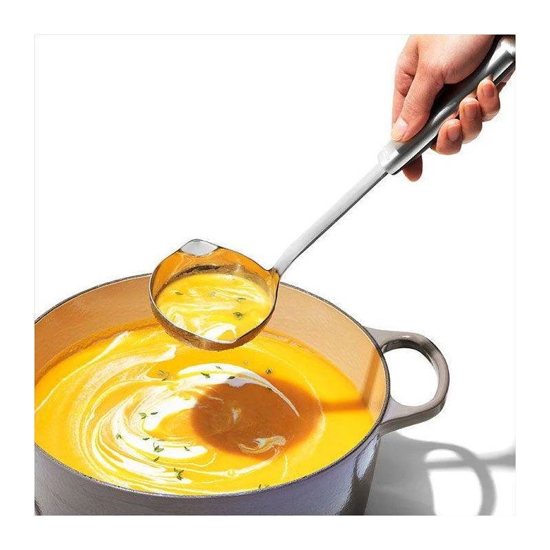 STEEL Louche De Service Inox Avec Bec Verseur OXO 8 STEEL Louche De Service Inox Avec Bec Verseur OXO – Image 6